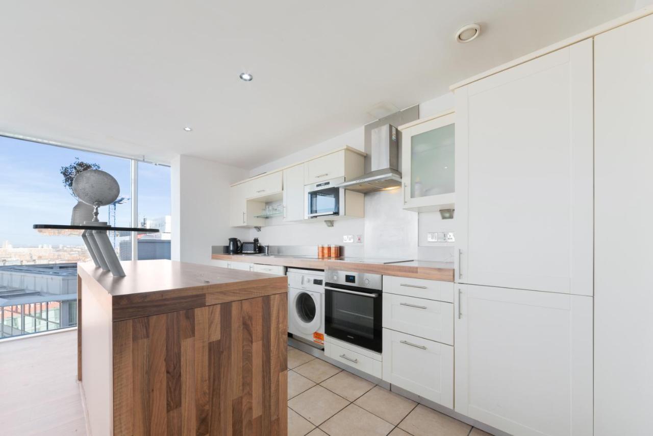 Excel 3 Bedroom Apartment Near City Airport And O2 Arena London Eksteriør billede