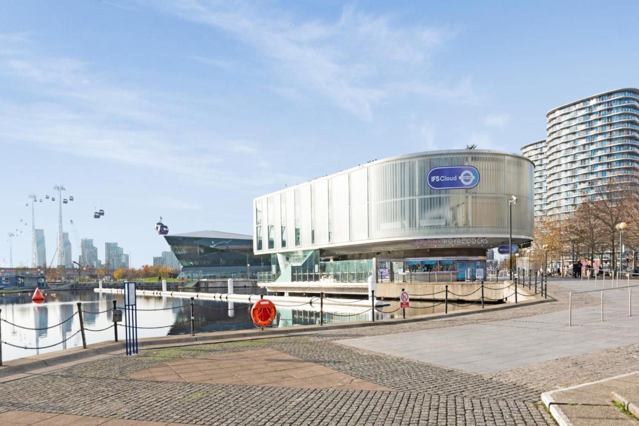 Excel 3 Bedroom Apartment Near City Airport And O2 Arena London Eksteriør billede